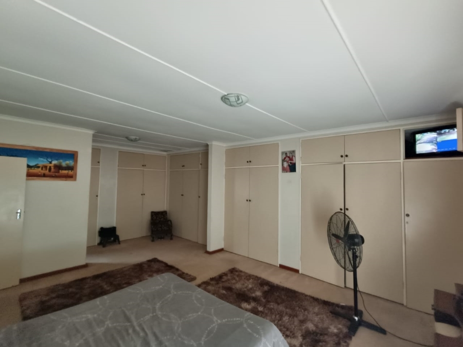 3 Bedroom Property for Sale in Protea Park North West